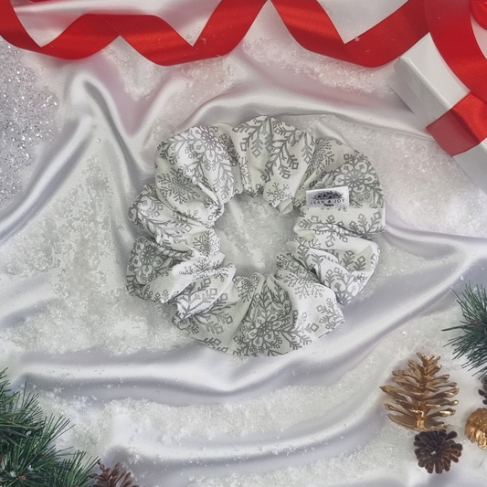 Winter Wonderland Christmas Snowflake Scrunchie ❄️✨