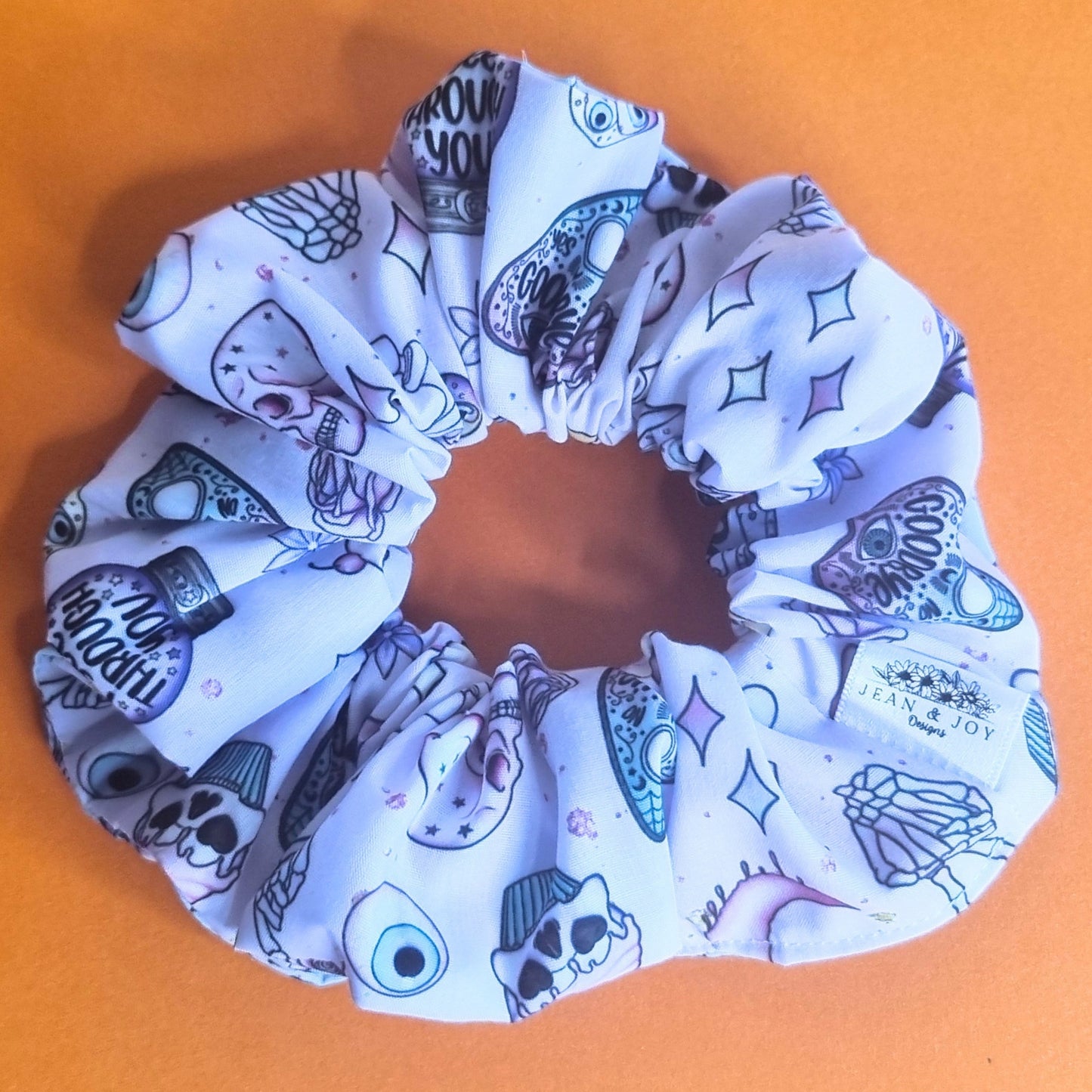 🎀 Boo-tiful Pastels Regular Scrunchie 👻