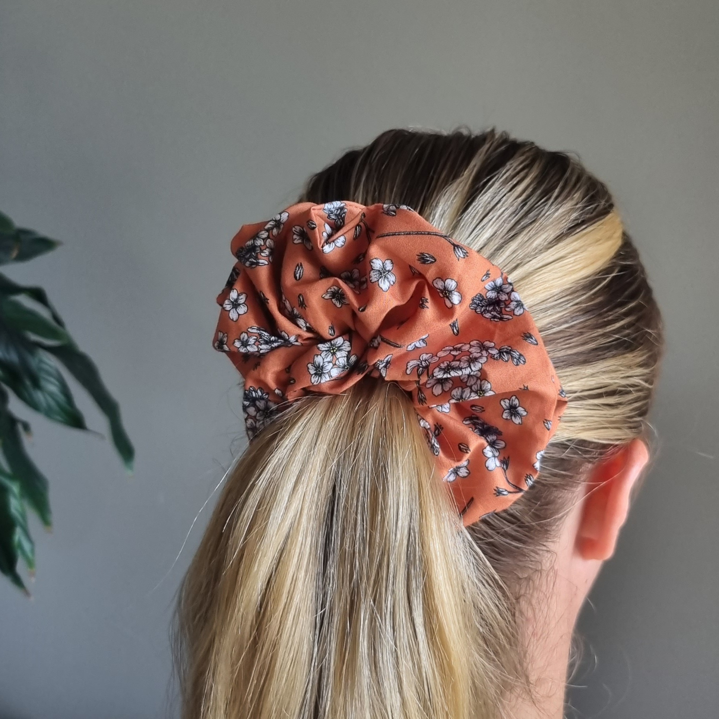 Alice Scrunchie